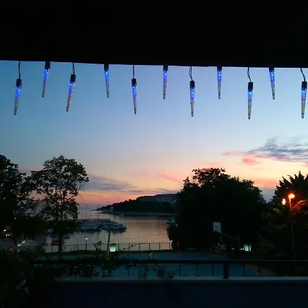 Viola Aparthotel Pjescana Uvala